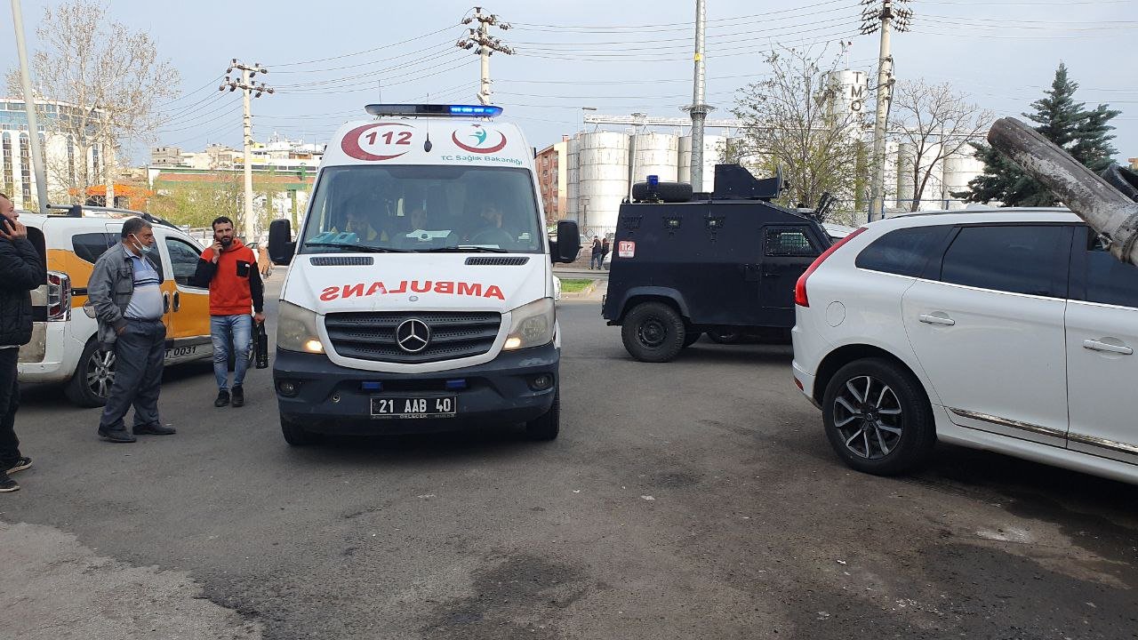 Diyarbakır'da Pompalı Tüfekli Kavga: 2 Yaralı