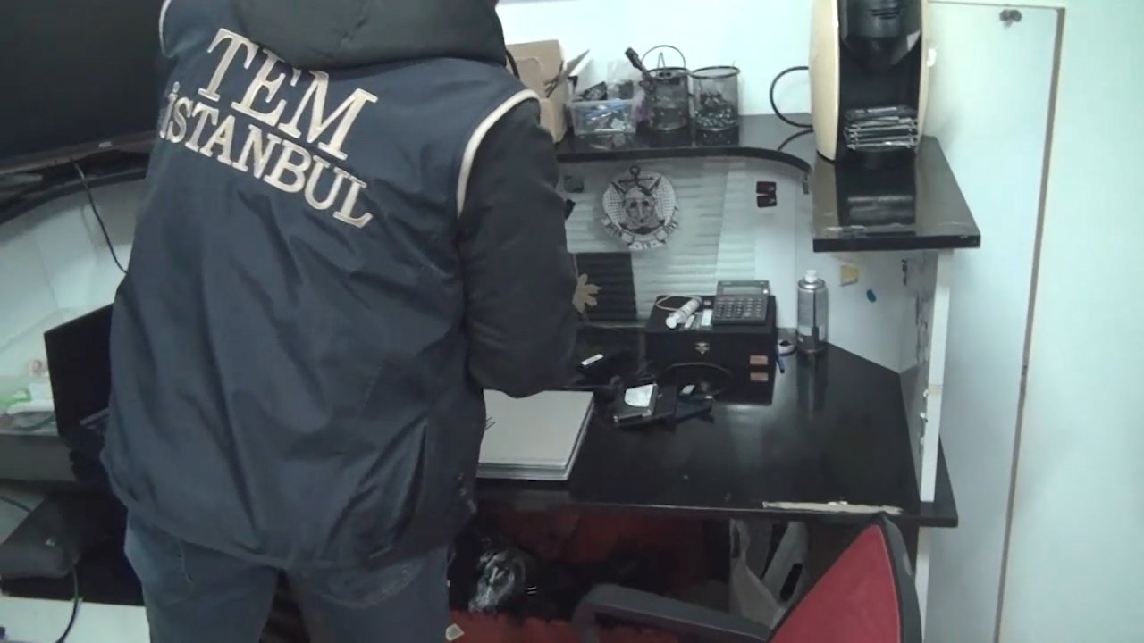 İstanbul Merkezli 7 İlde Fetö Operasyonu: 9 Avukat Gözaltında