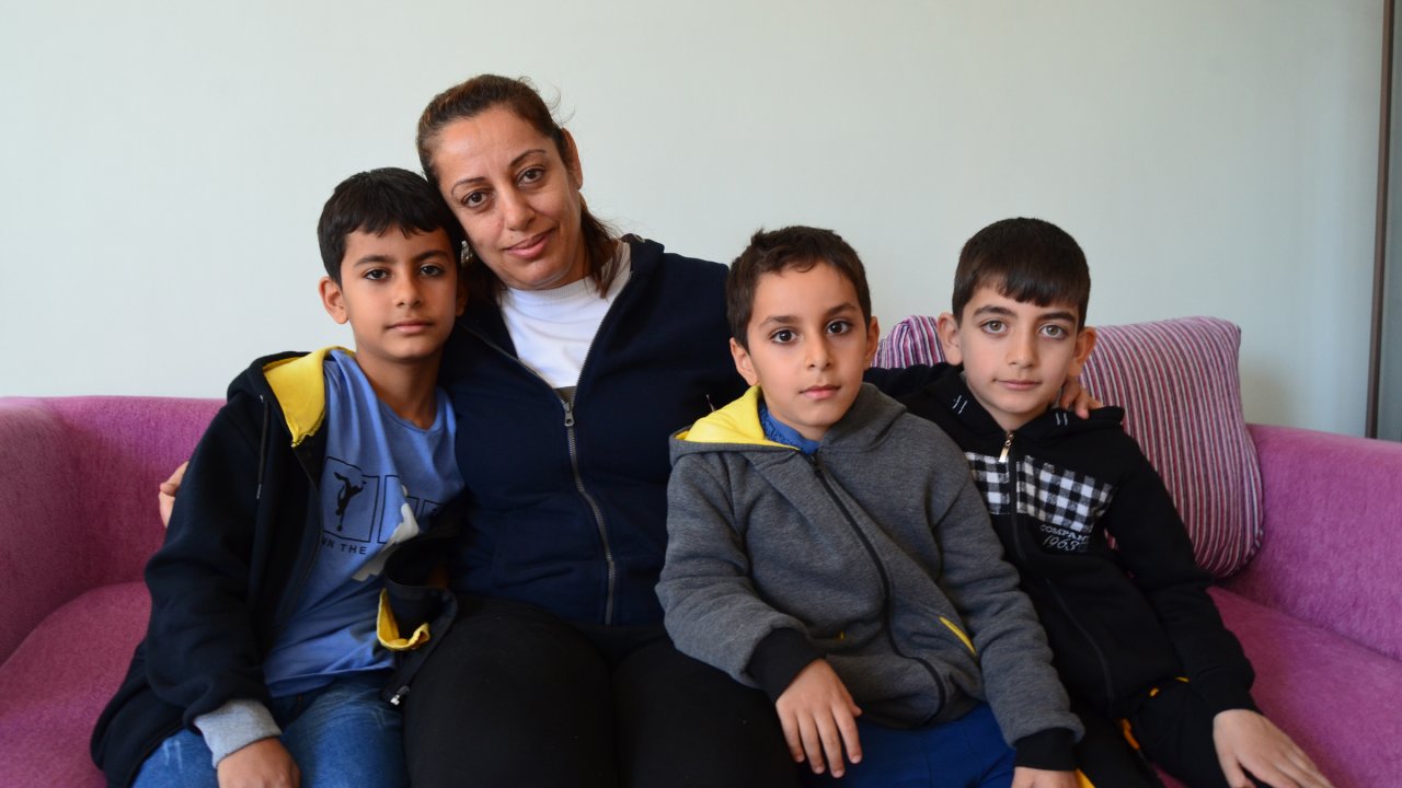 Depremzede Dilek: Enkaz Altındaki 7 Saati Hiç Unutmayacağız