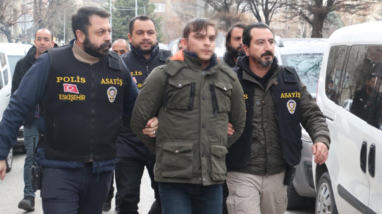 Sevgilisi Tuğçe'yi Öldüren Sanık: Vedalaşmaya Ekmek Bıçağıyla Gittim
