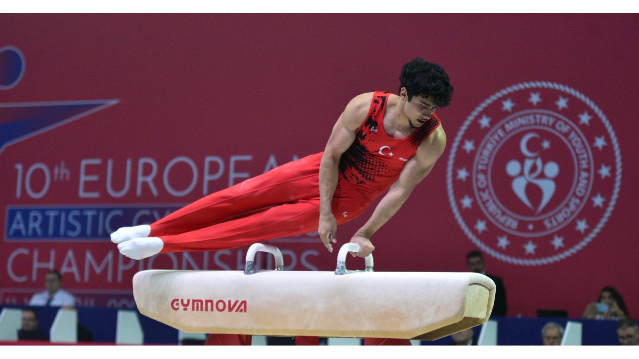 Artistik Cimnastik Erkek Milli Takımı, Avrupa Şampiyonası'nda Gümüş Madalya Kazandı