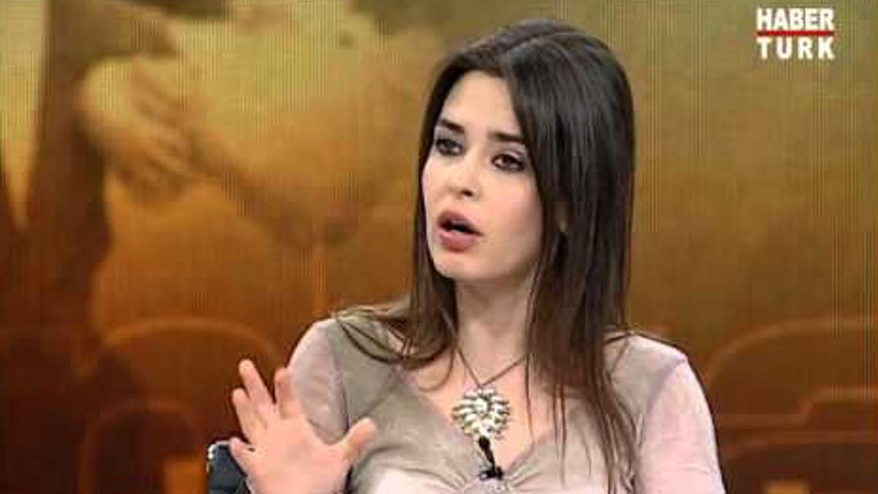 Pelin Batu'nun Tarihin Arka Odası ile ilgili o sözleri yeniden gündem oldu!