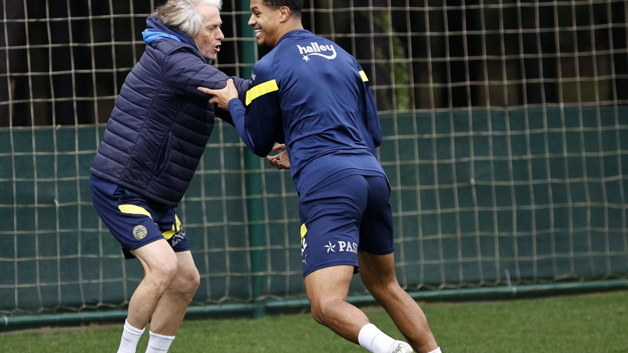 Fenerbahçe'de Oosterwolde Takımla Çalıştı