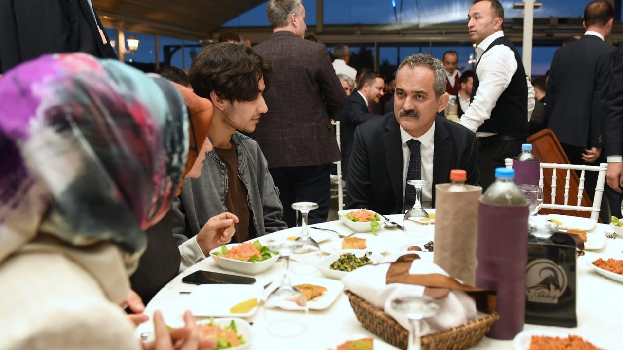 Bakan Özer: Ordu'yu Çok Daha İyi Noktalara Taşımak İçin Çaba Sarf Edeceğiz (2)