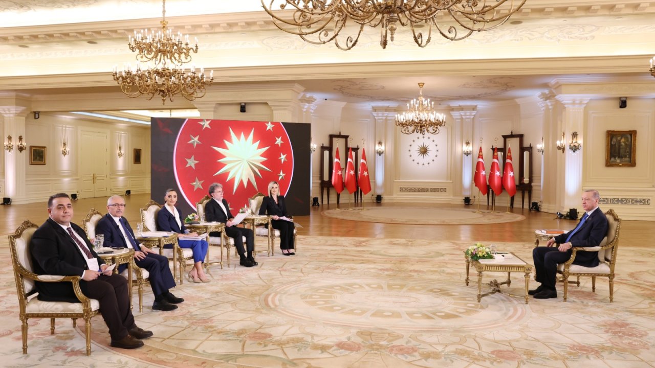 Erdoğan: Meydanların Dili Bize 'yürüyün' Diyor