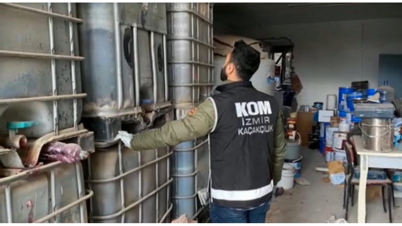 İzmir'de 46 Ton Kaçak Akaryakıt Ele Geçirildi