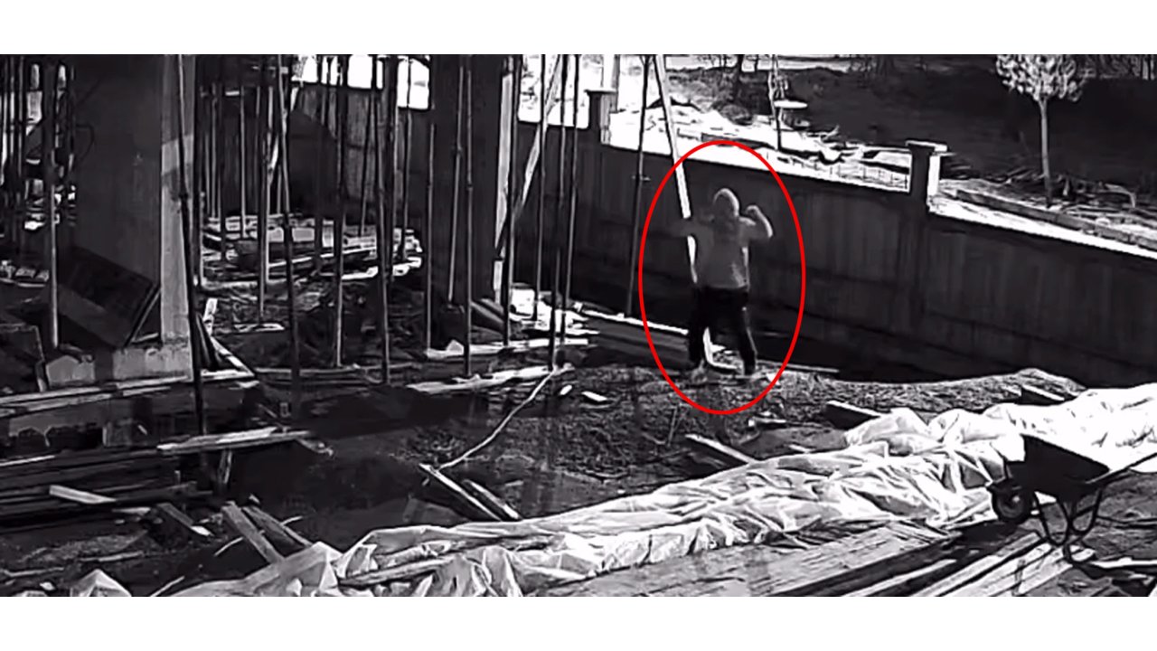 İnşaattan Demir Çalarken Dans Eden Şüpheli Yakalandı