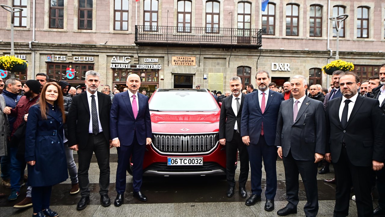 Bakan Karaismailoğlu, Togg İle Trabzon Sokaklarında