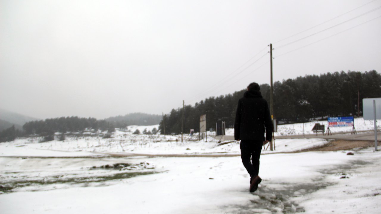 Bolu'nun Yüksek Kesimlerinde Kar Yağışı