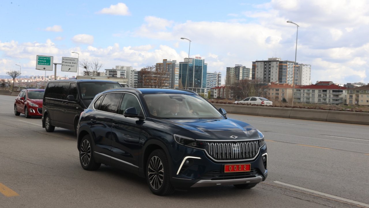 Fuat Oktay: İlk Hedefimiz 1 Milyon Togg'u Yollara Sürmek