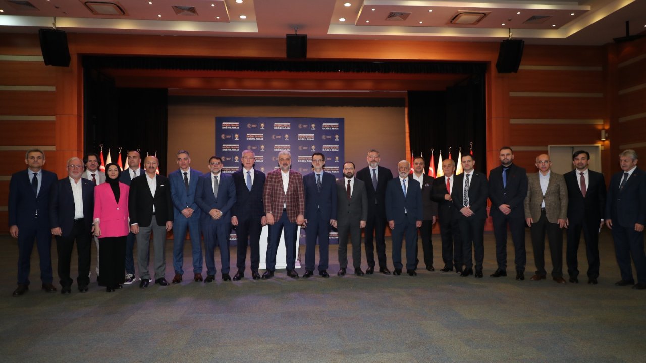 Balkan Heyetinden Ak Parti’ye Destek Ziyareti