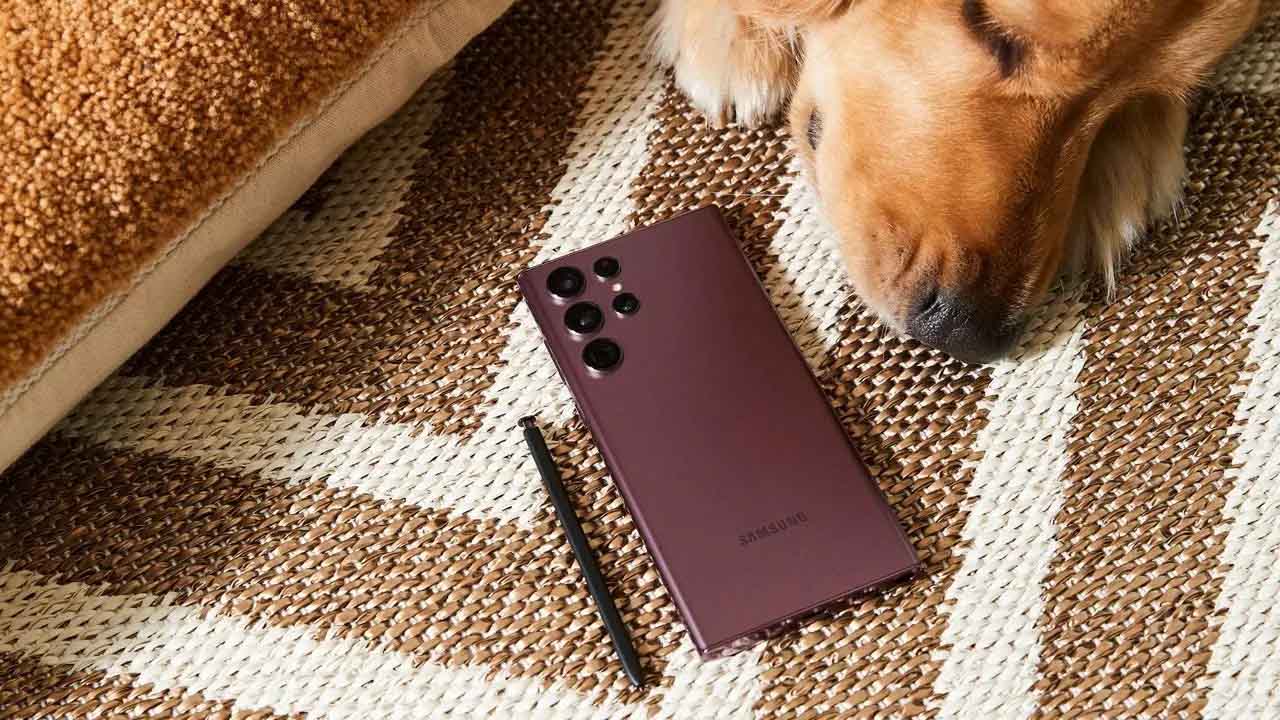 Bu Samsung telefonlar Android 13 güncellemesi alamayacak!