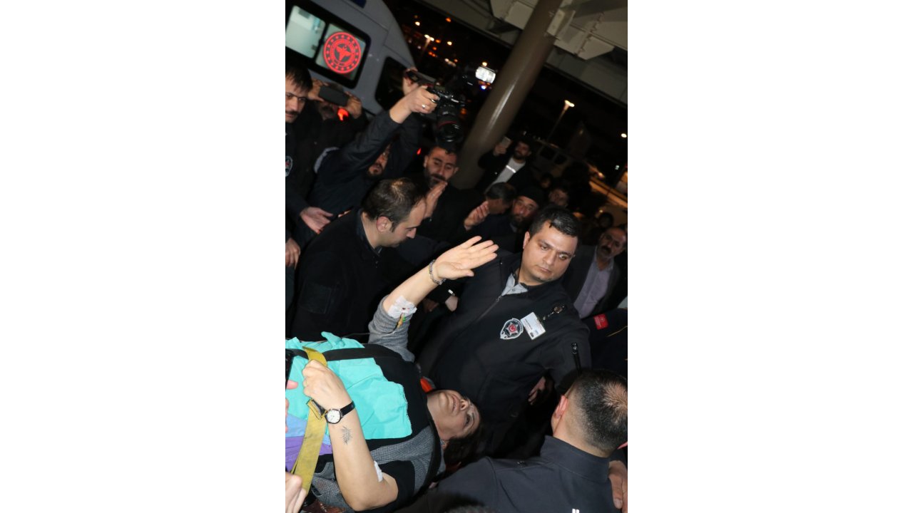 Hdp Grup Başkanvekili Beştaş, Erzurum'da Kaza Geçirdi (4)