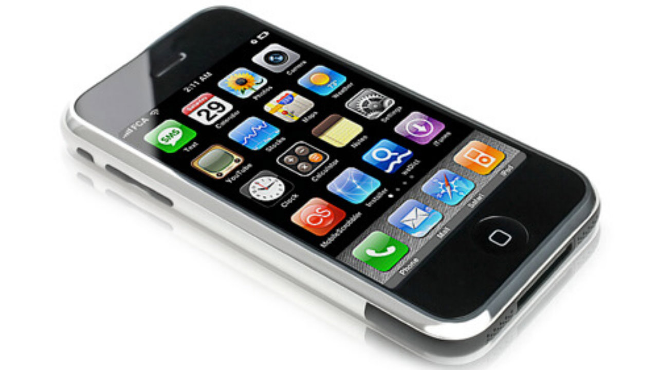 Hiç açılmamış 1. nesil iPhone orijinal kutusunda açık artırmaya çıkıyor!