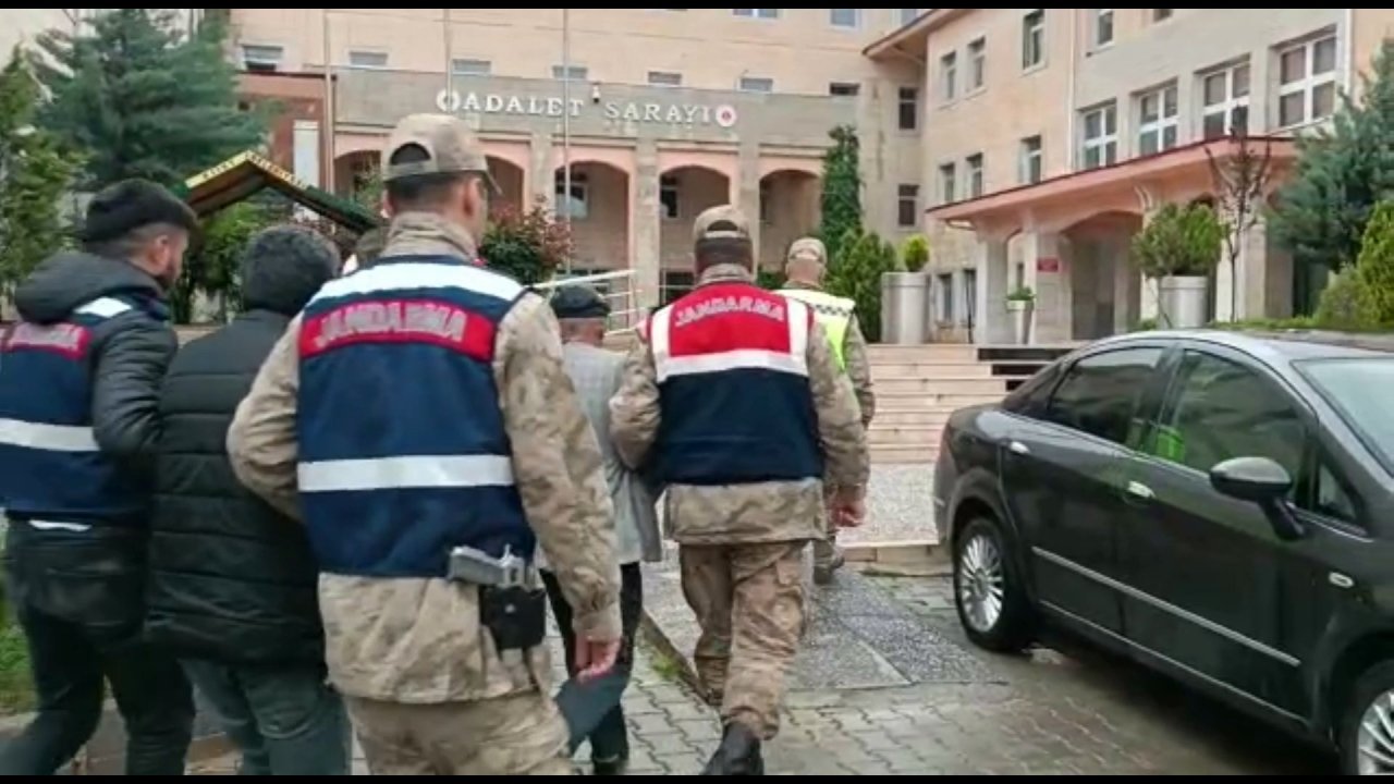 Siirt’te 1 Kilo 600 Gram Metamfetamine 2 Tutuklama