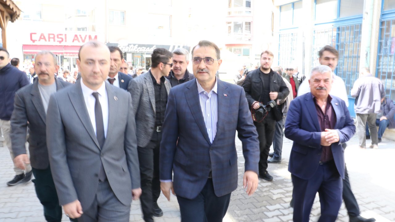 Bakan Dönmez: Milletimizin Feraseti, Onların İhanetini Yenecek