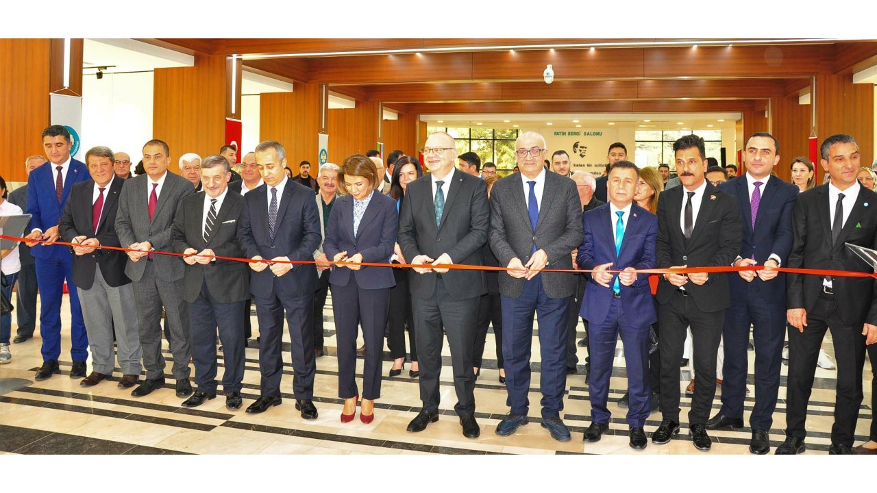 Azerbaycan İstanbul Başkonsolosu Mustafayeva: Atatürk Türkiye İçin Neyse Haydar Aliyev De Bizim İçin Odur