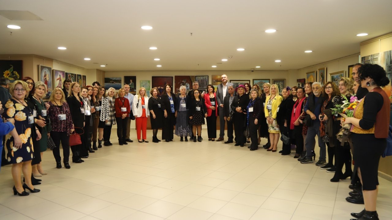 Kartal'da Renk Ve Ahenk Resim Sergisi Açıldı