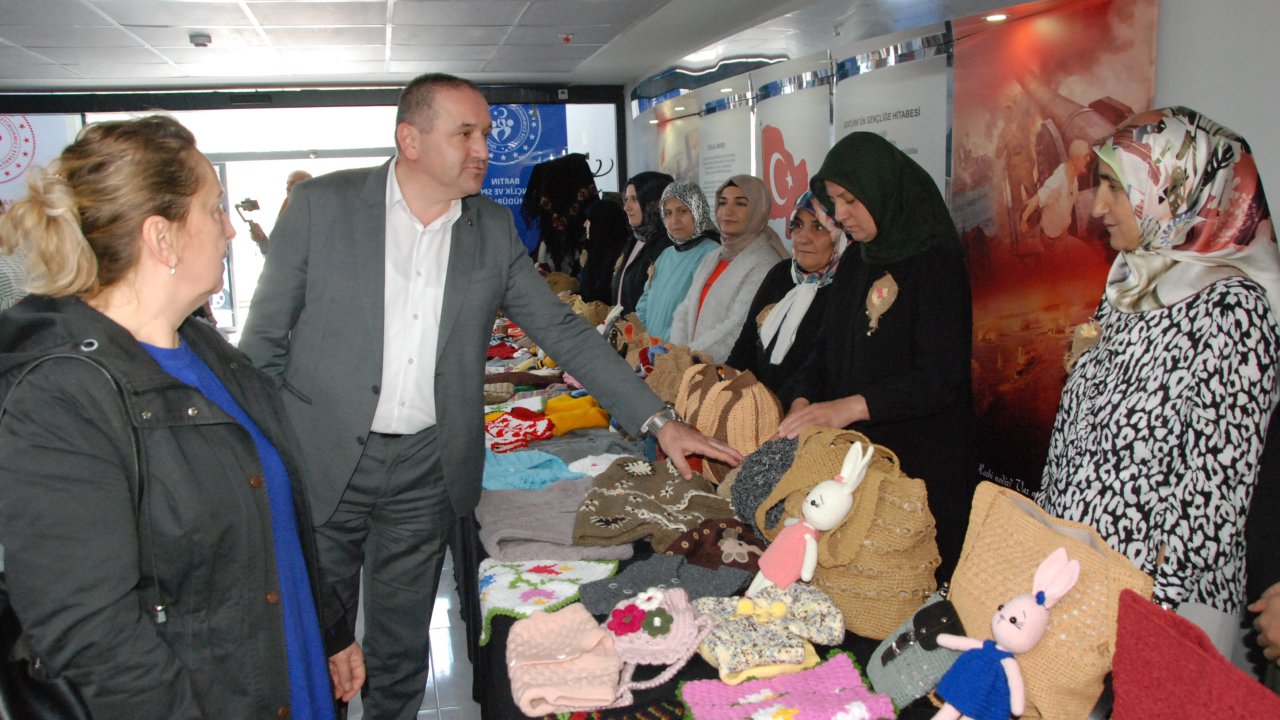 Bartın’da Depremzede Kadınlar Konser Verdi