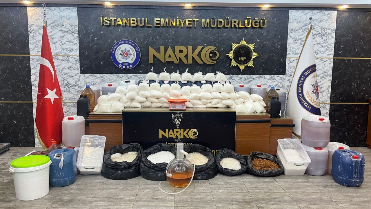 Bakan Soylu: İstanbul'da 654 Kilo Metamfetamin Ele Geçirildi