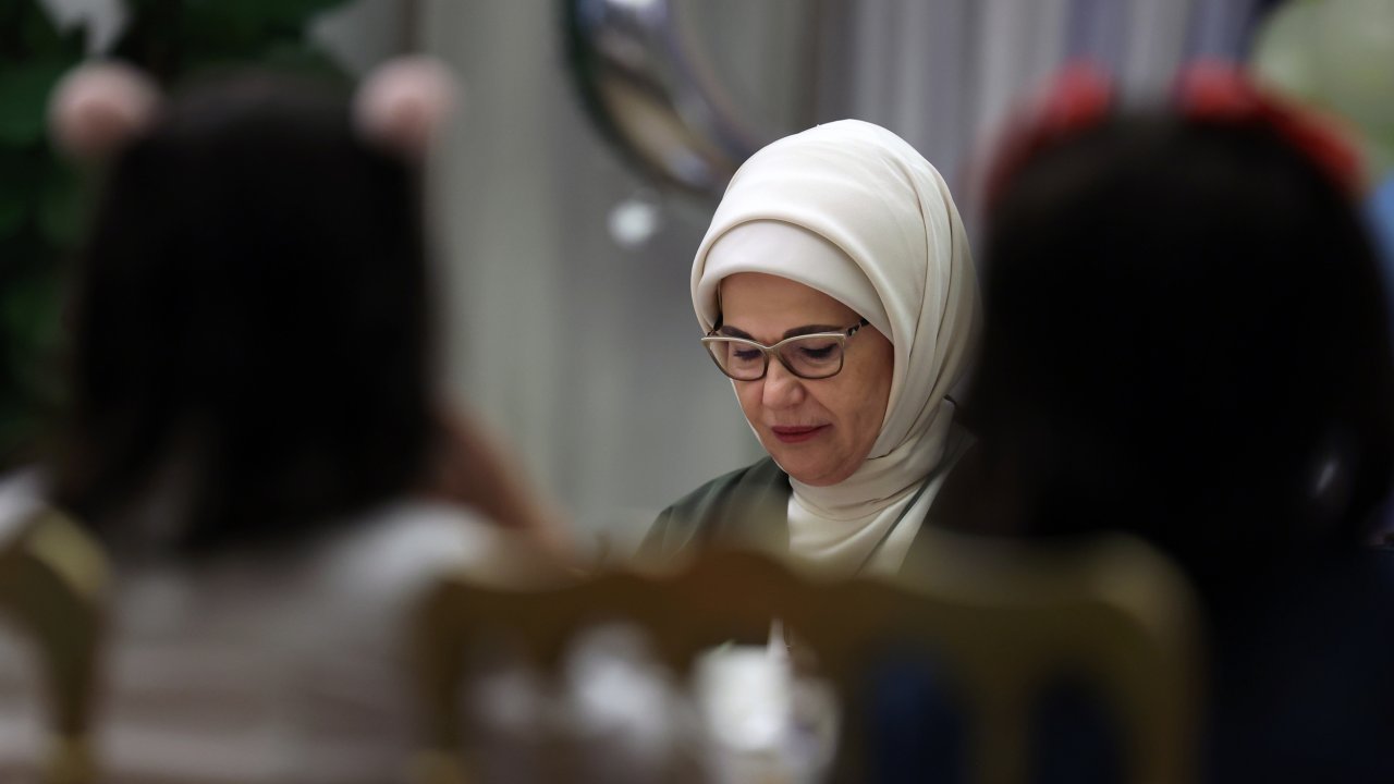 Emine Erdoğan Devlet Koruması Altındaki Çocuklarla İftarda Buluştu