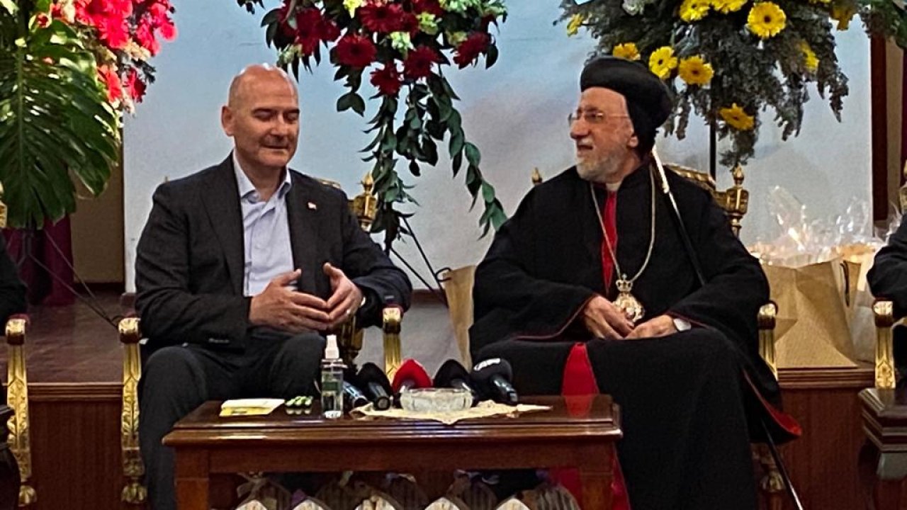 İçişleri Bakanı Soylu Süryani Kadim Meryem Ana Kilisesi'ni Ziyaret Etti