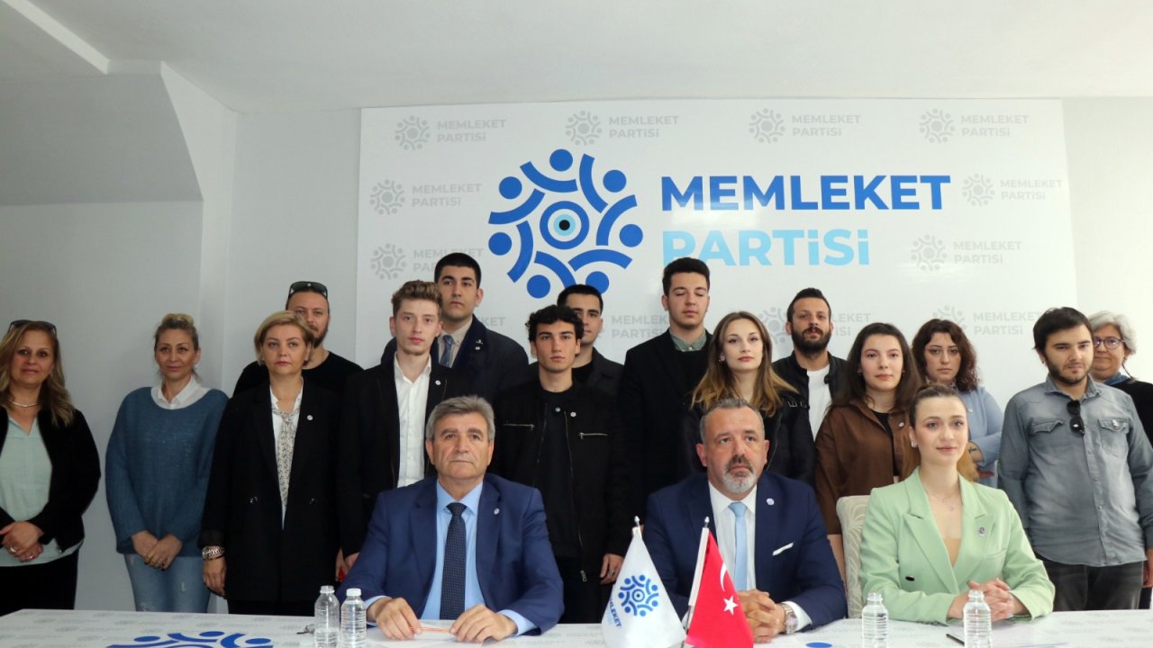 Edirne'de Memleket Partisi'nin Çekilen Milletvekili Adayları Gerekçelerini Açıkladı