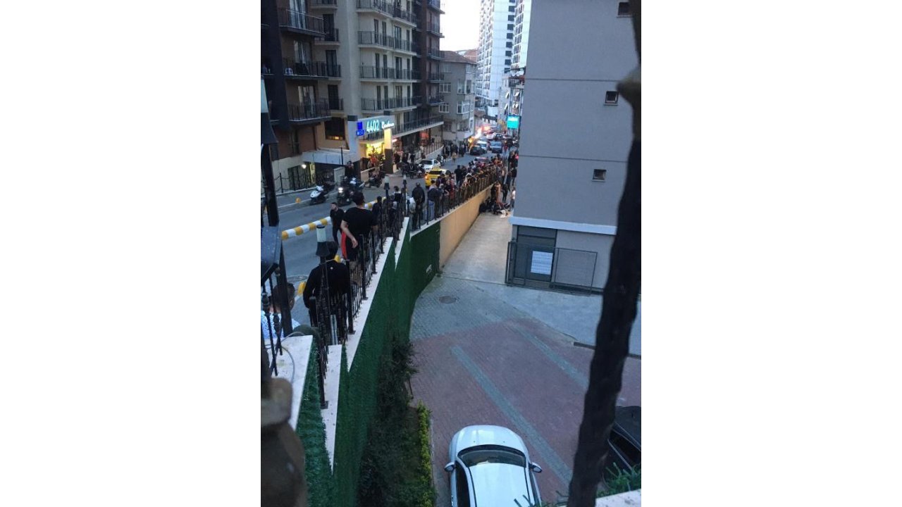 Kağıthane'de 15. Kattan Düşen 14 Yaşındaki Genç Kız Hayatını Kaybetti