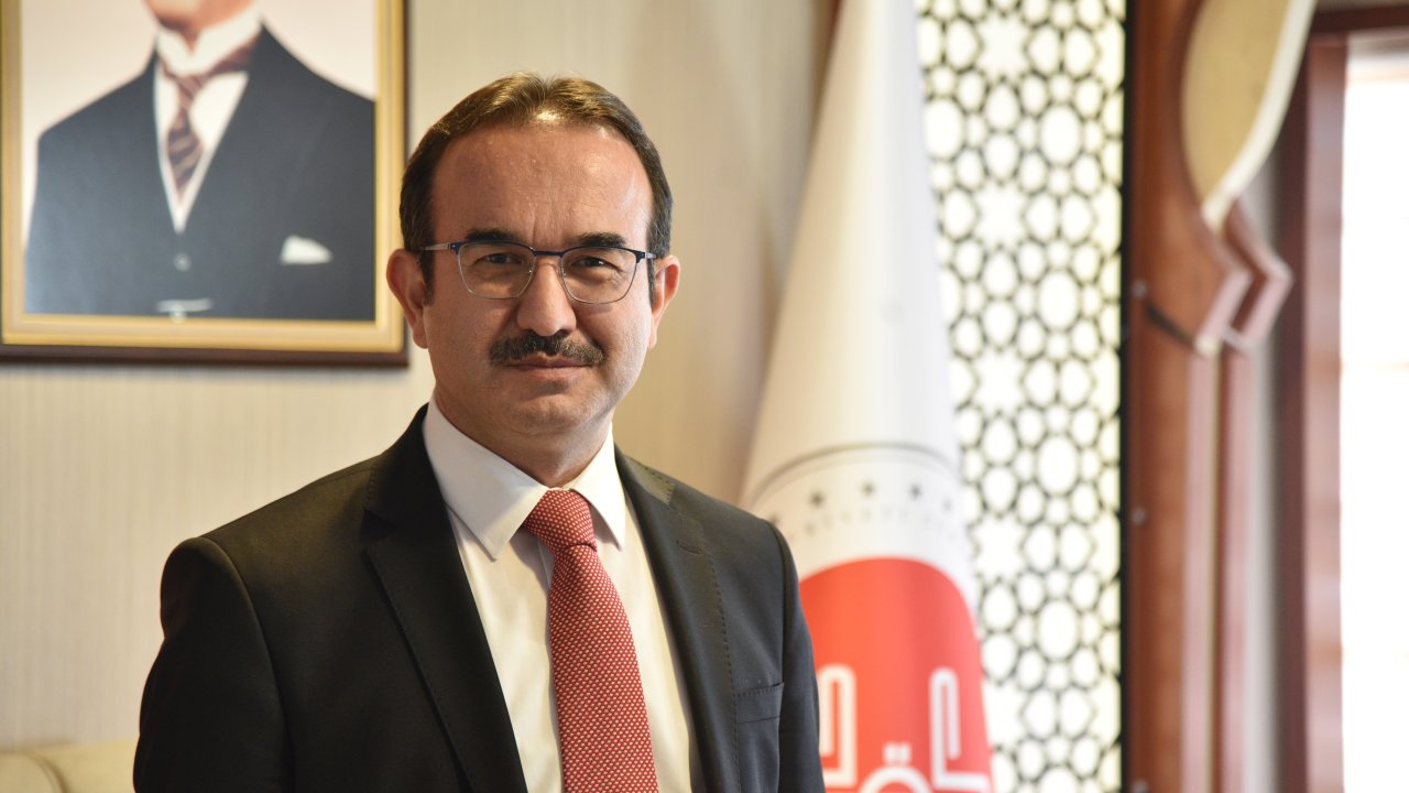 Ramazanda Alo Fetva Hattı'nı Arayanlar Arttı; İlginç Sorular Soruldu