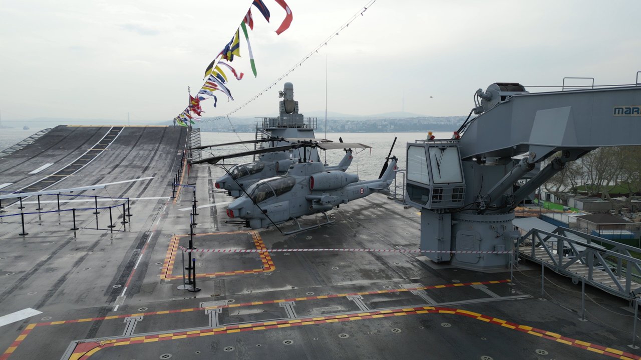 Tcg Anadolu Ziyarete Açılıyor - 1