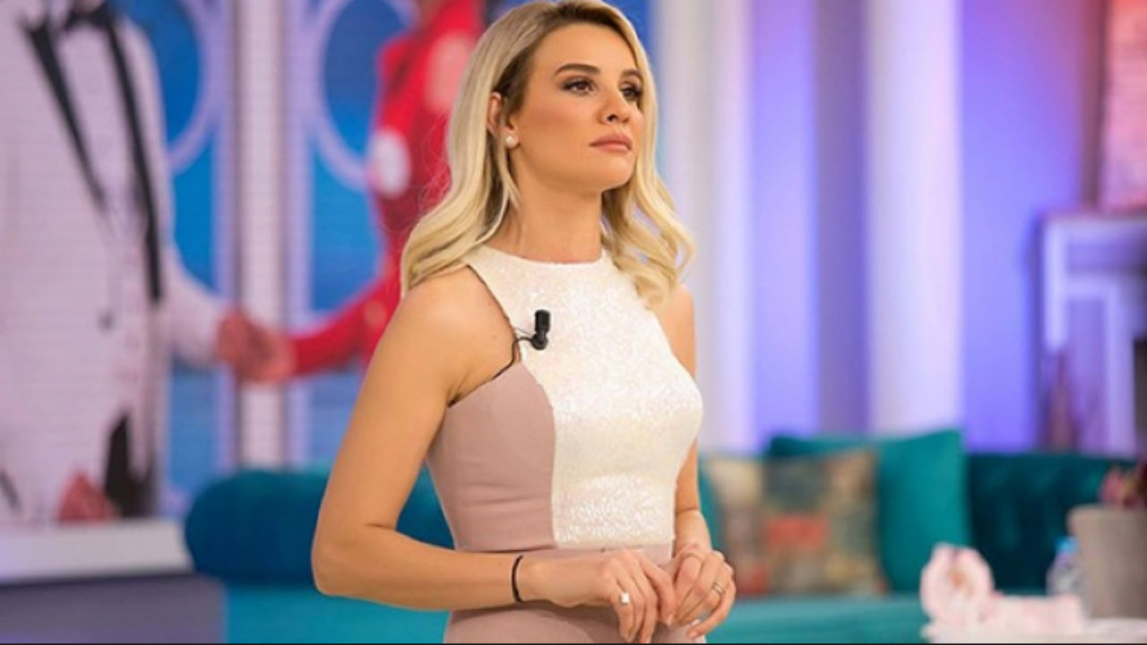 Esra Erol'un özel görüntüleri ifşa oldu! Yer yerinden oynayacak