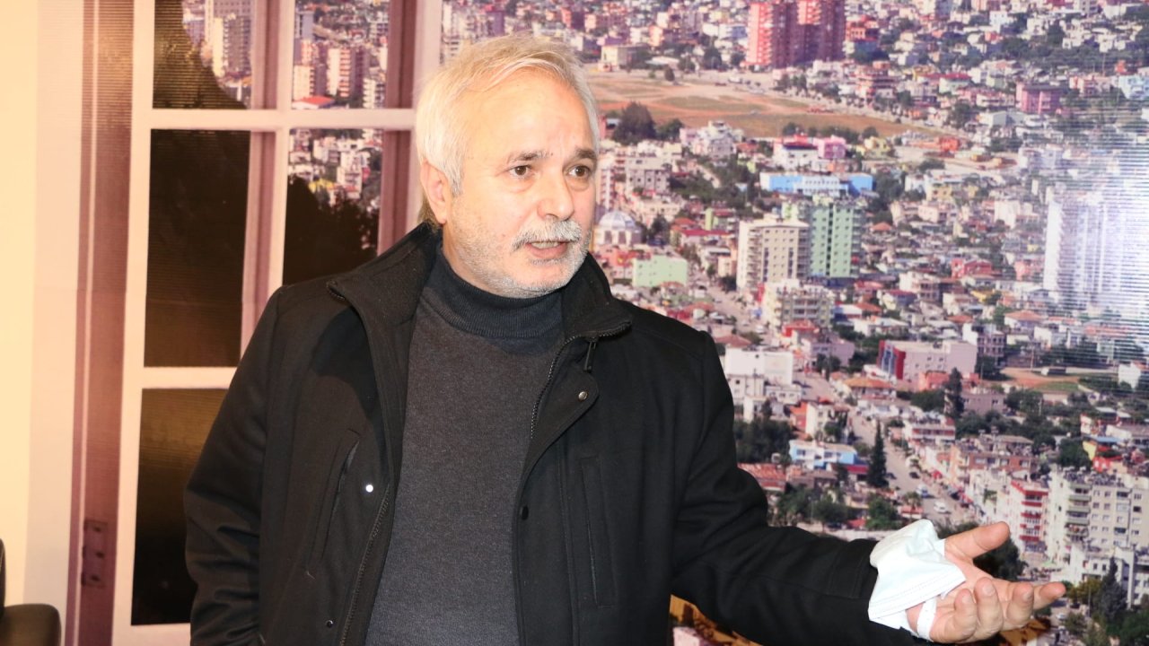 Saadet Partili Kozan Belediye Başkanı, Ak Parti'ye Geçti