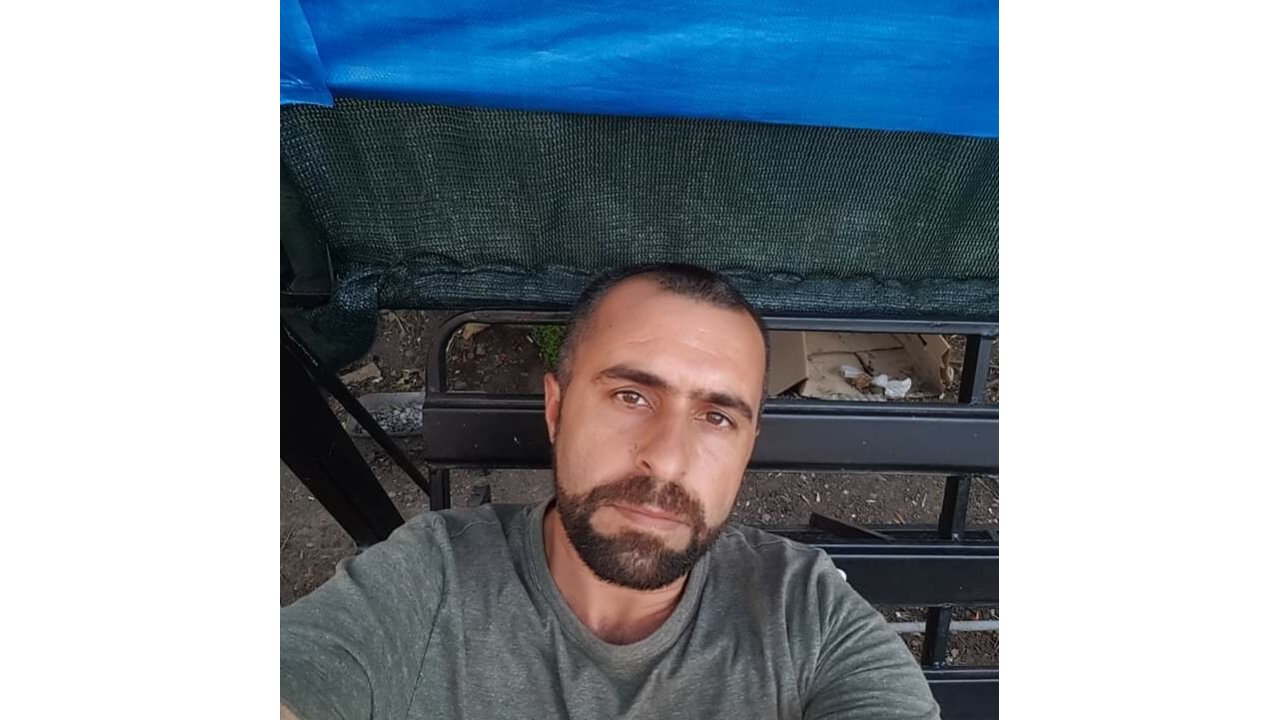 Kendisini İterek Yere Düşüren Oğlunu Öldürdü