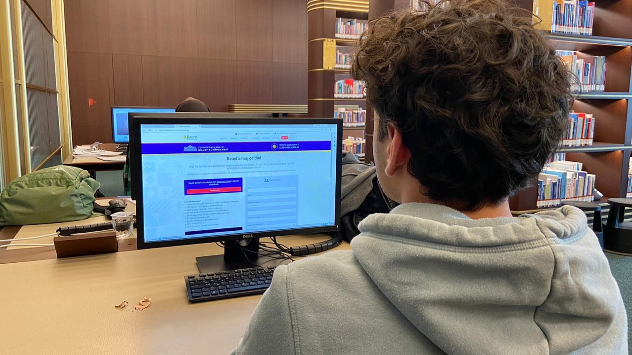 Millet Kütüphanesi'nden Yapay Zeka Destekli Sınava Hazırlık Uygulaması