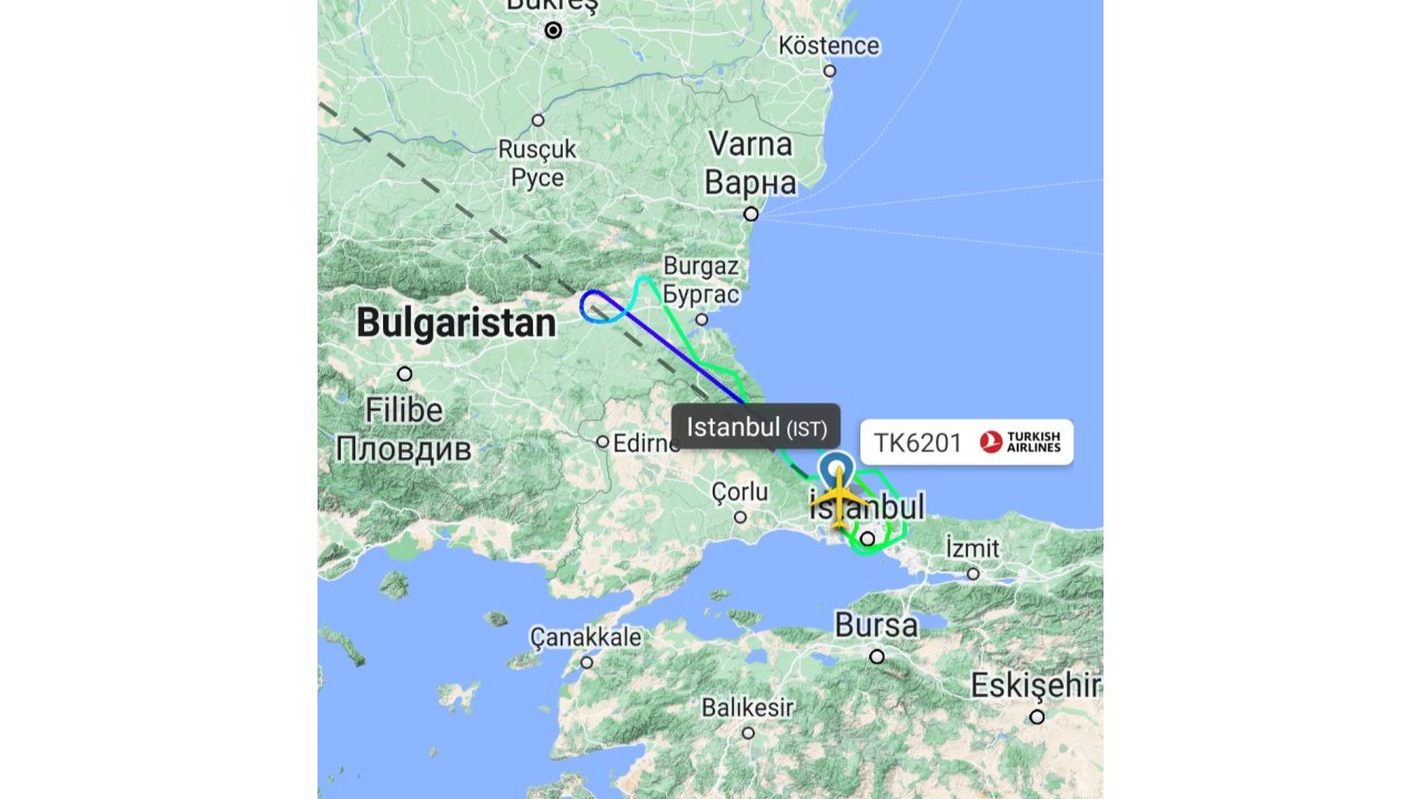 Kargo Uçağı Teknik Bir Arıza Nedeniyle İstanbul'a Geri Döndü