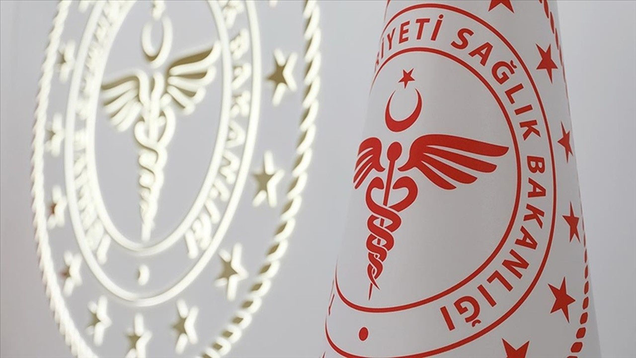 Sağlık Bakanlığı 85 bin personel alımı yapıyor! Bakan Koca müjdeyi verdi