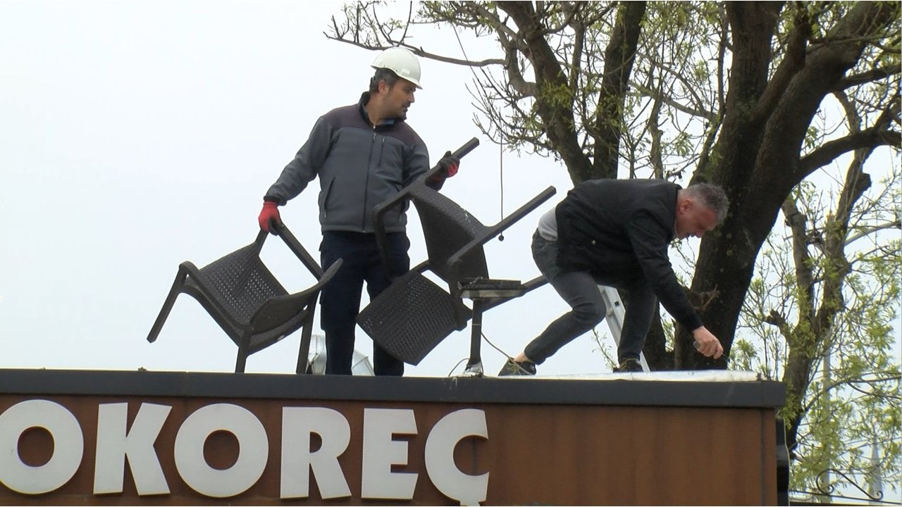 Üsküdar'da Yıkımı Silahıyla Engelledi - 1