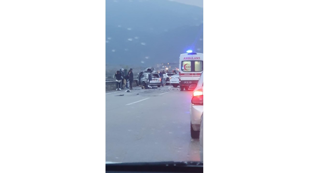 Ankara'da Zincirleme Kaza; 1 Ölü, 11 Yaralı