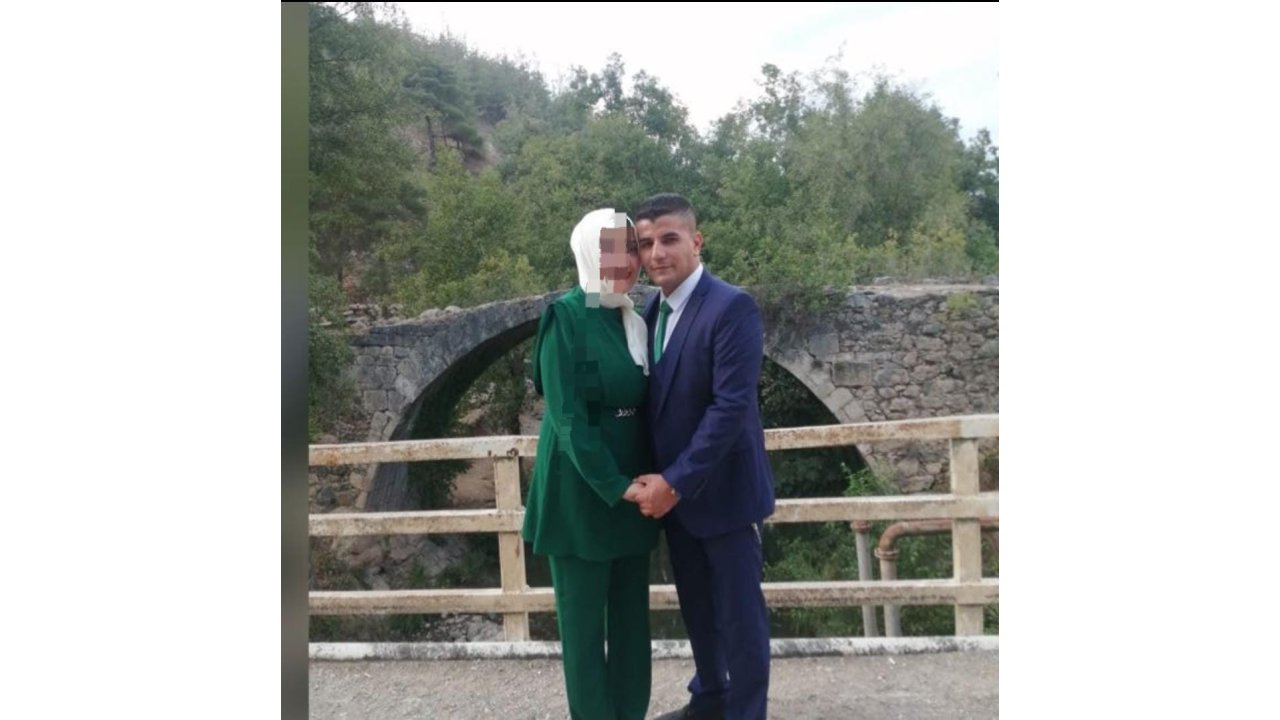 Mersin'deki Mobilya Fabrikası Yangınında İtfaiye Eri Hayatını Kaybetti