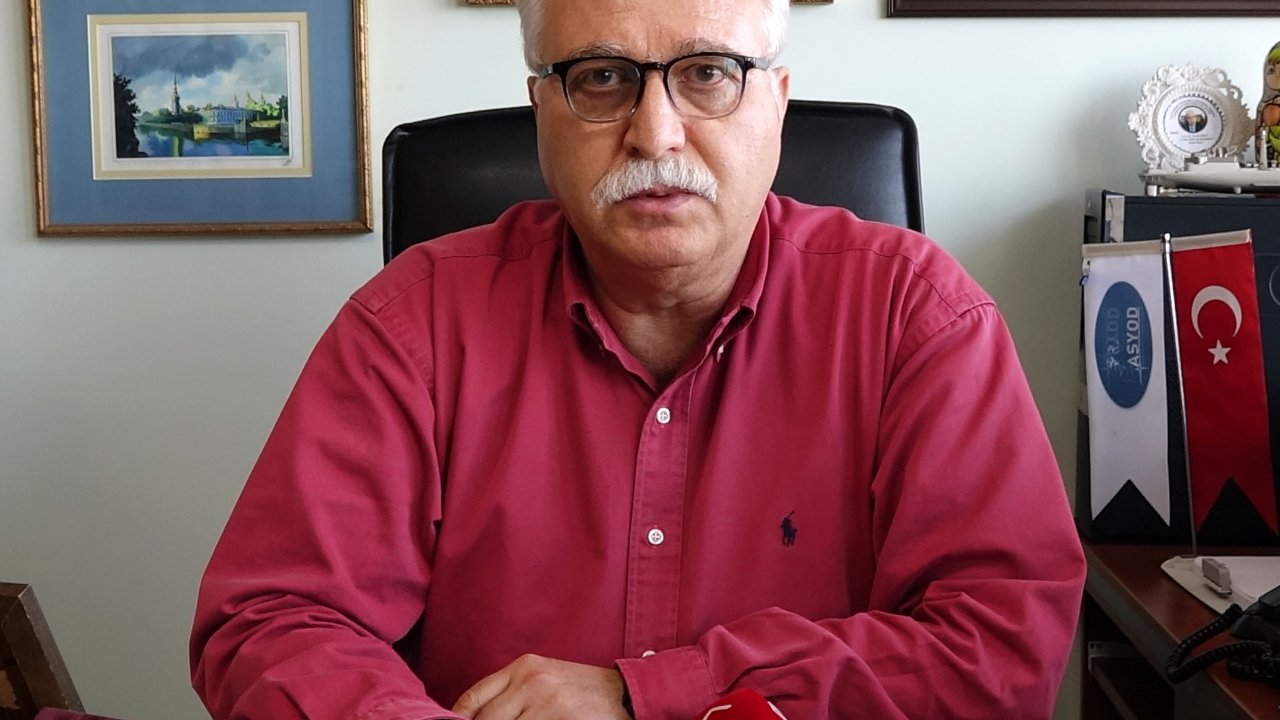 Prof. Dr. Özlü: Endişesiz, Sarılıp Kucaklaşabildiğimiz Bir Bayram Olacak