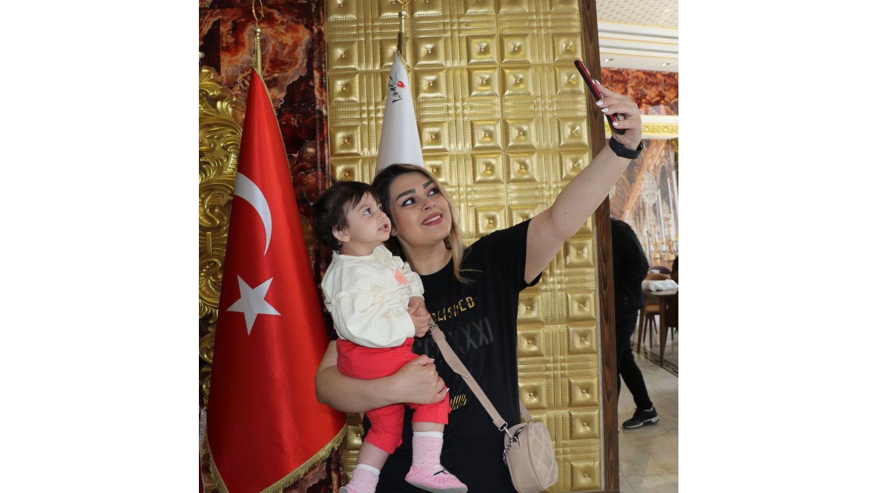 Kapıköy 7/24 Hizmet Vermeye Başladı, Turist Sayısı Yüzde 50 Arttı