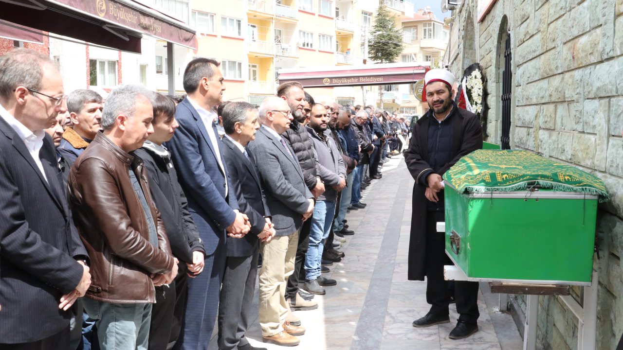 Otobüs Kazasında Ölen İşçiler Son Yolculuklarına Uğurlandı