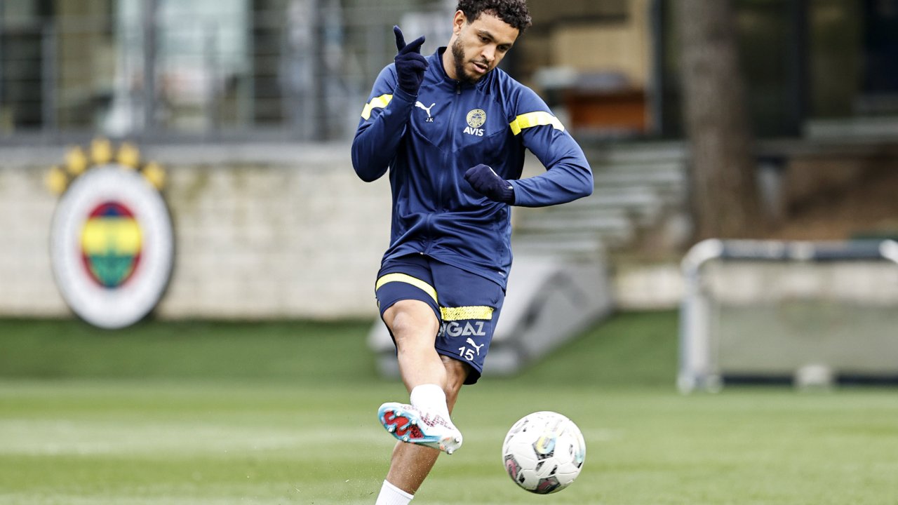 Fenerbahçe'de Joshua King Takımla Çalıştı