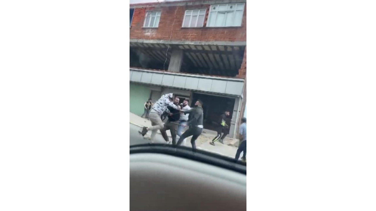 Sultanbeyli'de Silahlı Ve Sopalı Kavga: 2 Yaralı