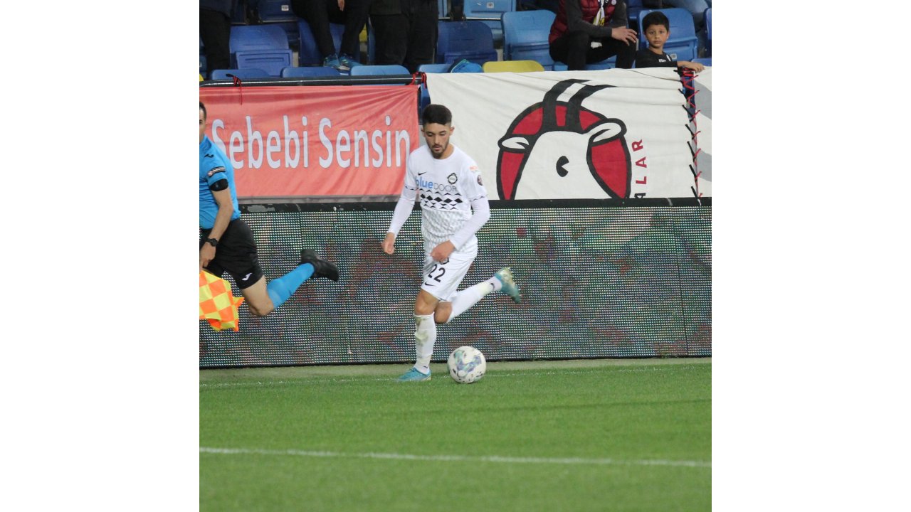 Altay'ın Yeni Gözdesi Onur