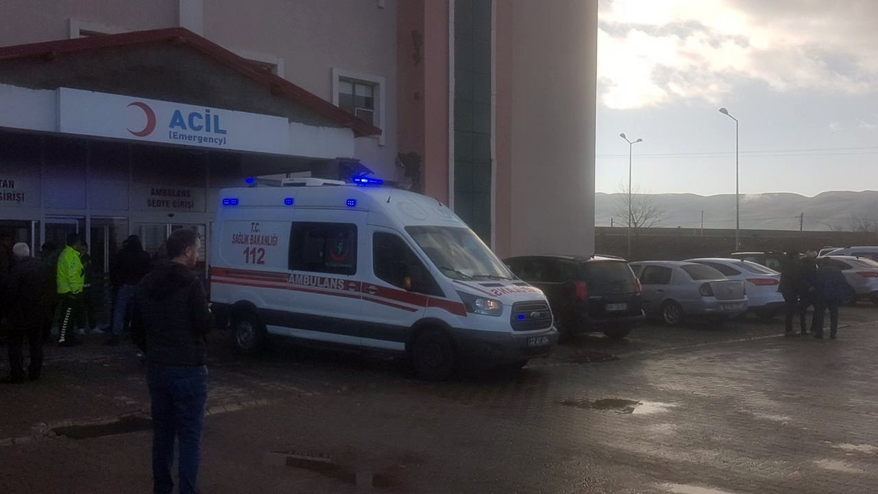 Bingöl'de Husumetli İki Aile Arasında Silahlı Kavga: 5 Yaralı