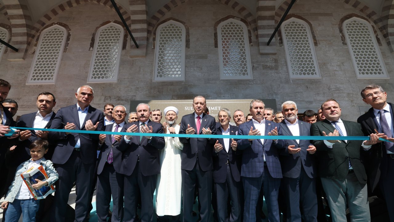 Cumhurbaşkanı Erdoğan Sultanahmet Camii'nin İbadete Açılışı Töreninde Konuştu