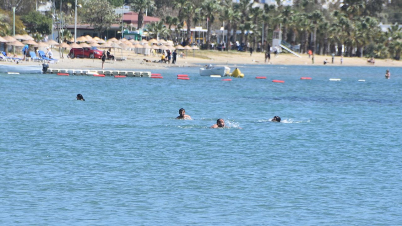 Bodrum Plajlarında Bayram Hareketliliği