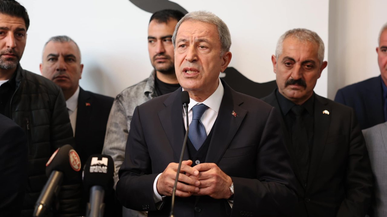 Bakan Akar: Teröristler Kan Ağlıyor, Bitecekler