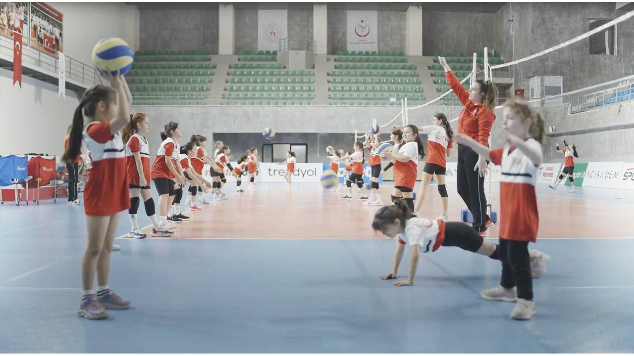 Trendyol Ve Türkiye Voleybol Federasyonu’ndan Deprem Bölgesindeki Çocuklara Özel İş Birliği